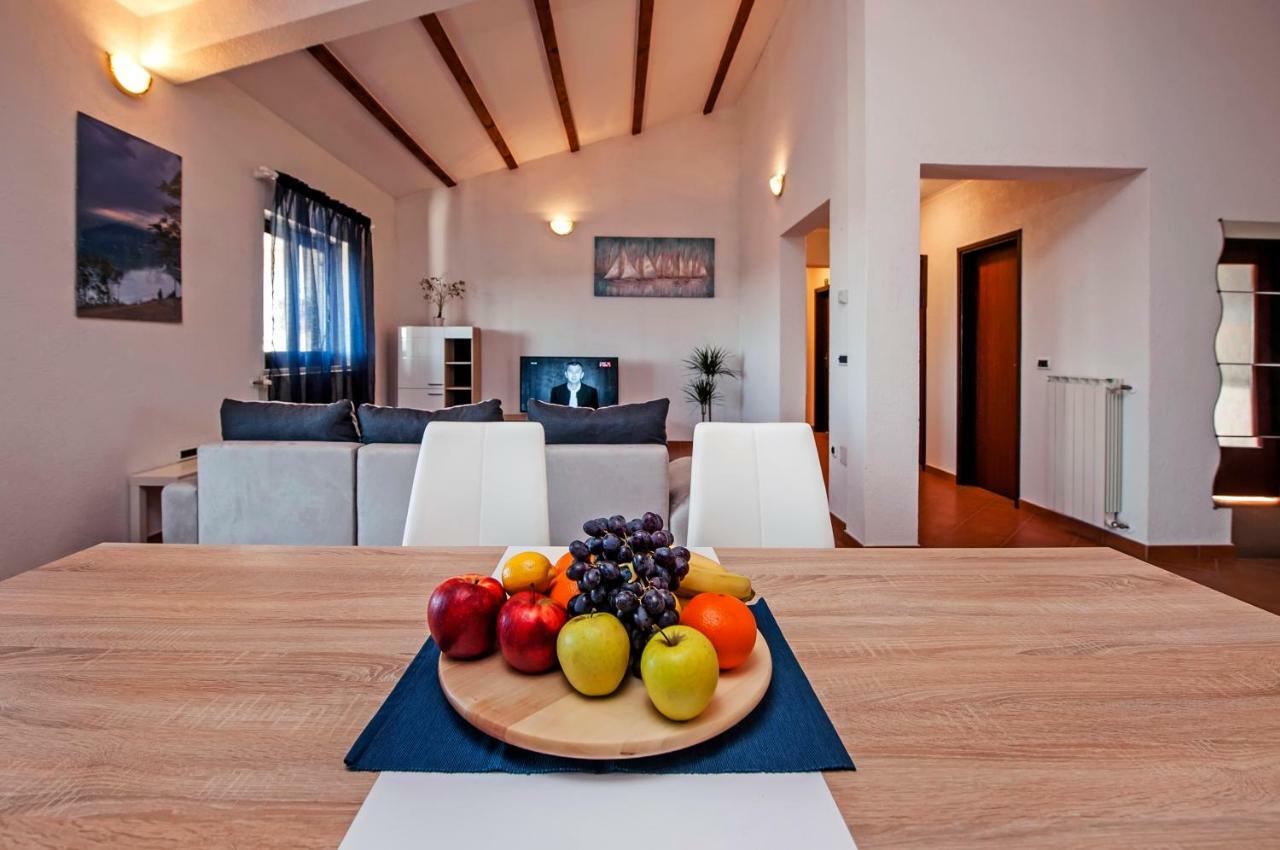 Apartment Bora روفينج المظهر الخارجي الصورة