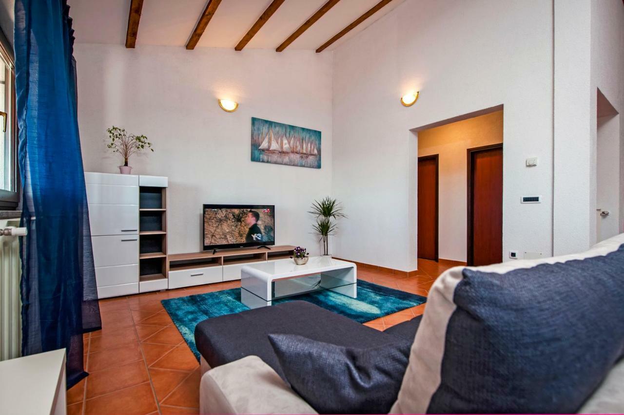 Apartment Bora روفينج المظهر الخارجي الصورة