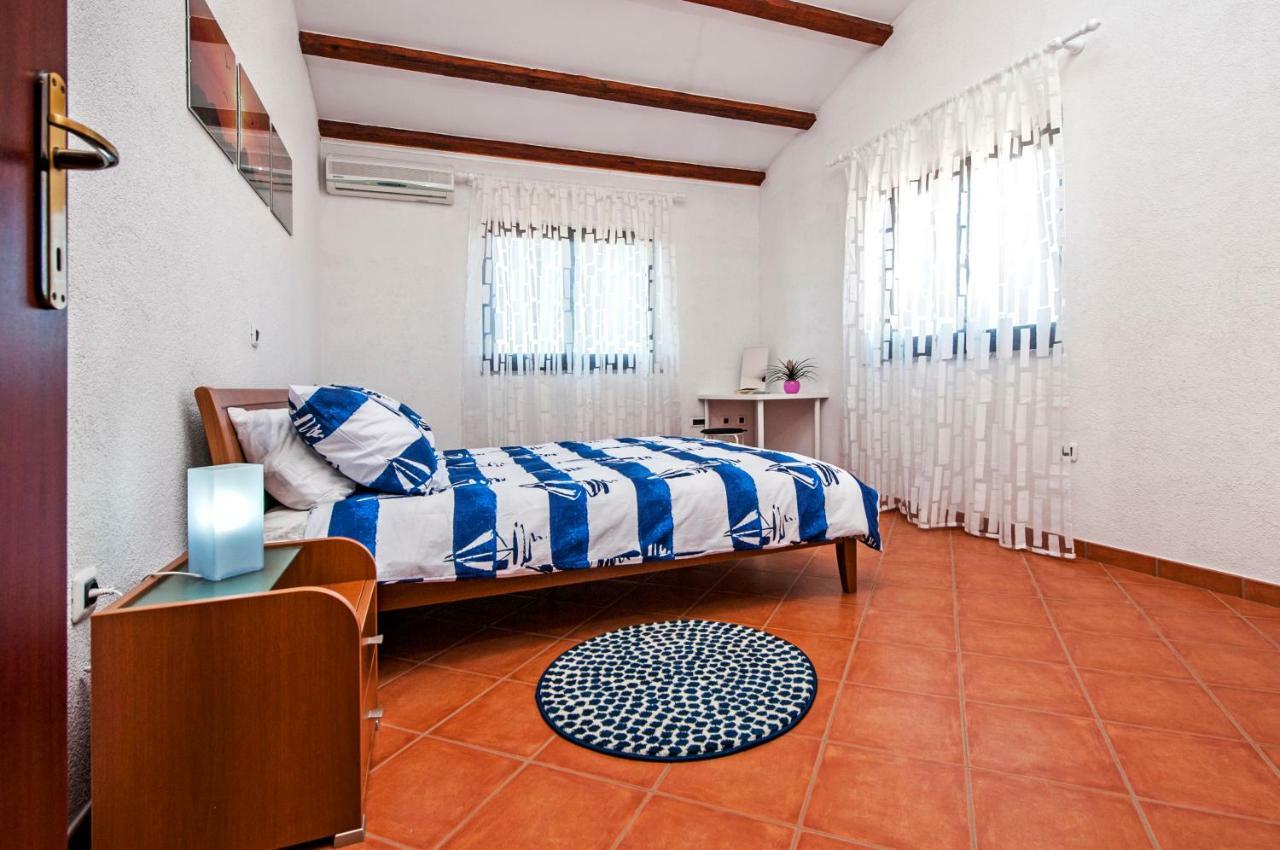 Apartment Bora روفينج المظهر الخارجي الصورة