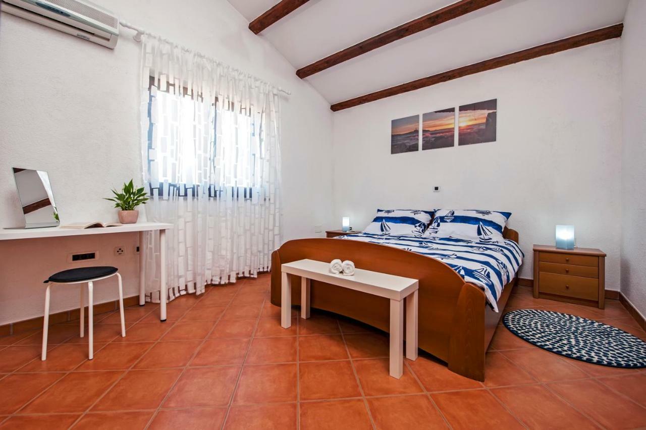 Apartment Bora روفينج المظهر الخارجي الصورة